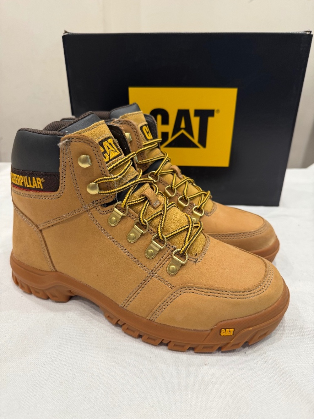 CAT Outline Soft Toe Color Honey Reset Size 9.5